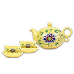 Product info: 手繪黃地番蓮茶組